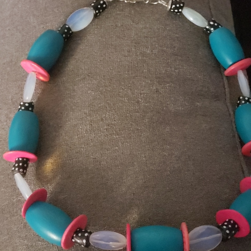 EURO WOOD /SANDSTONE/OPALITE NECKLACE